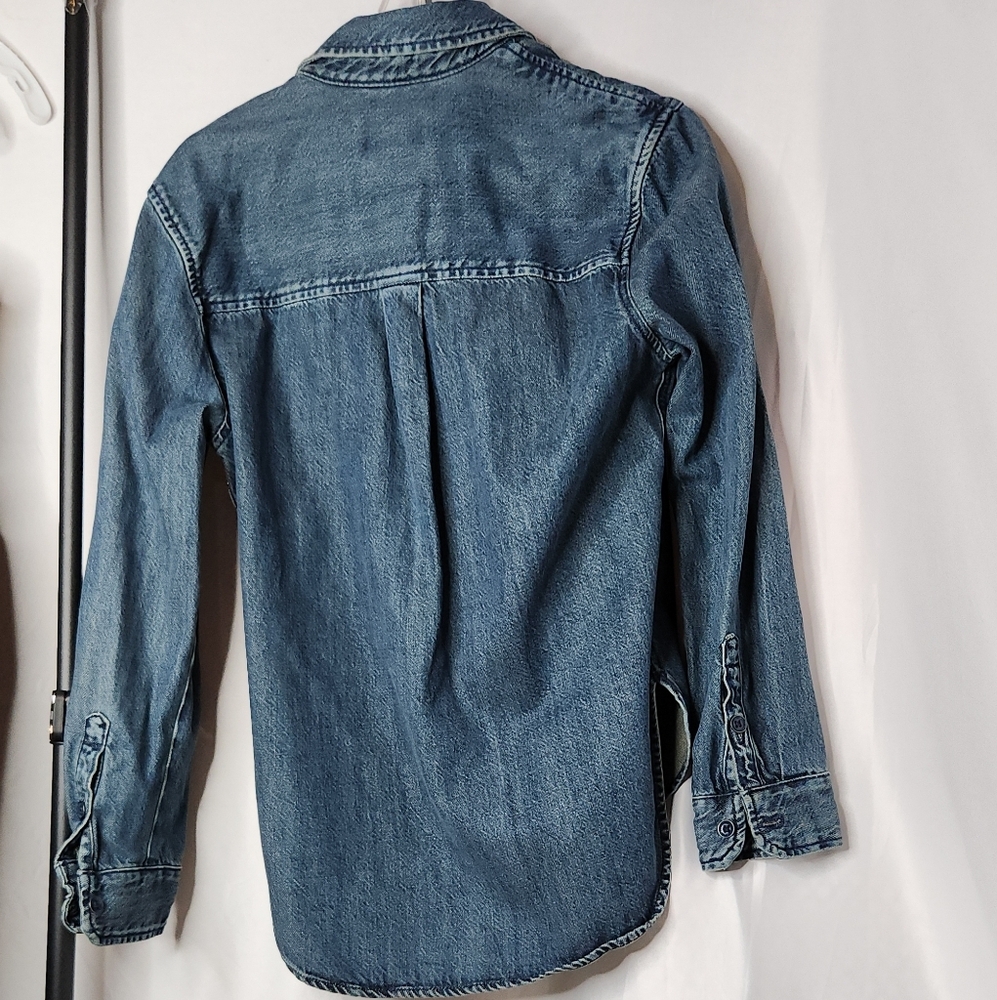 Women's Relaxed Fit Denim Button-Down Shirt - Universal Thread Dark Wash XS - Picture 5 of 14